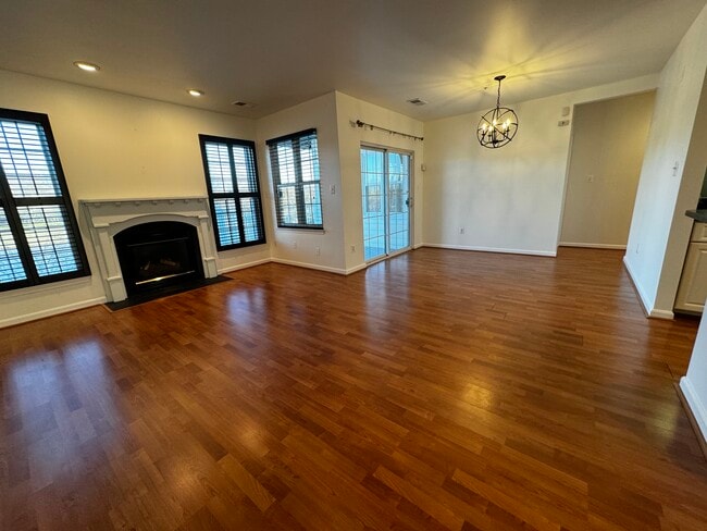 Building Photo - 43114 Watercrest Square