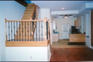 Building Photo - 2842 Missouri Ave