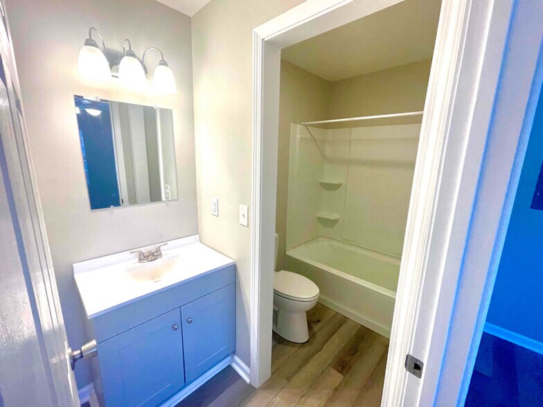 Building Photo - 603 S Jefferson Ave