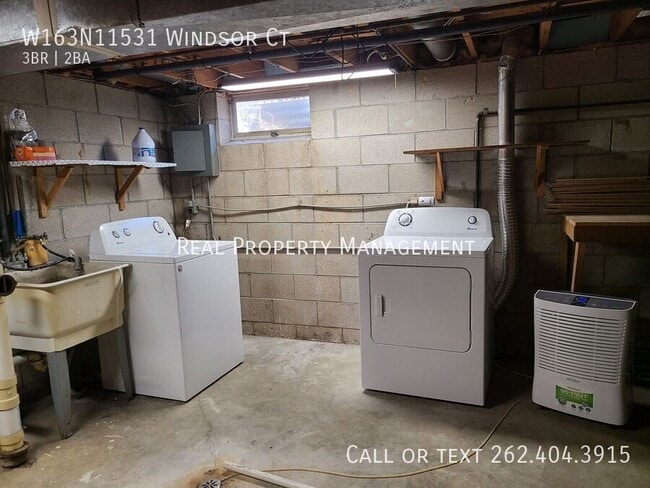 Building Photo - W163N11531 Windsor Ct