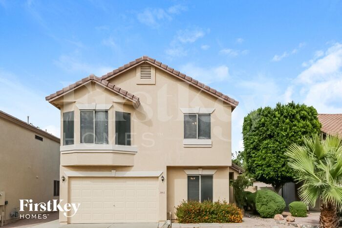 Primary Photo - 2082 E Arabian Dr