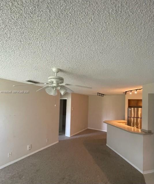 Building Photo - 3430 Pinewalk Dr N