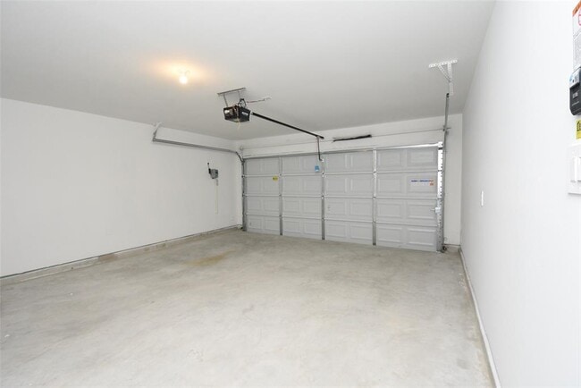 Building Photo - 12218 Deep Strm Ln