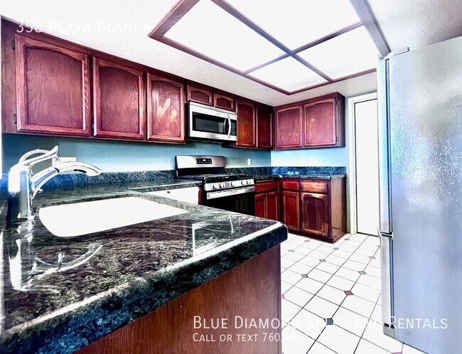 Building Photo - 358 Playa Blanca