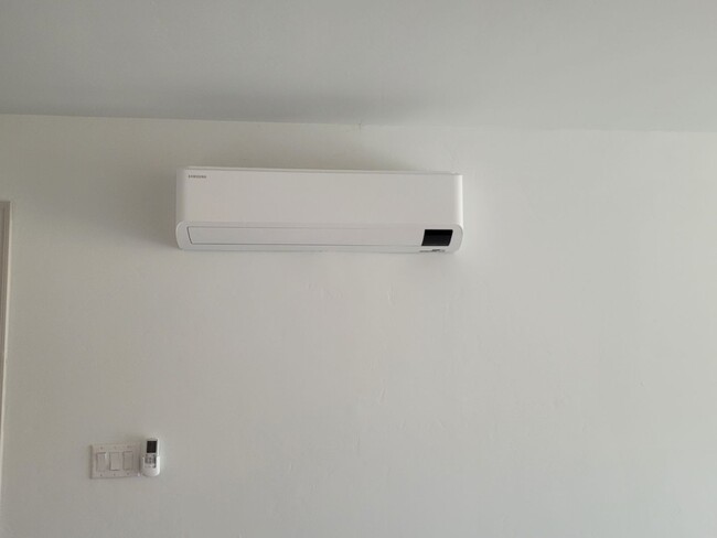 Building Photo - Brand New Construction Duplex