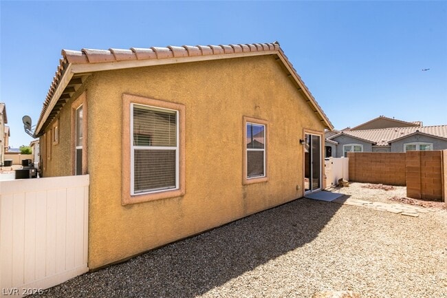 Building Photo - 6840 Frances Celia Ave