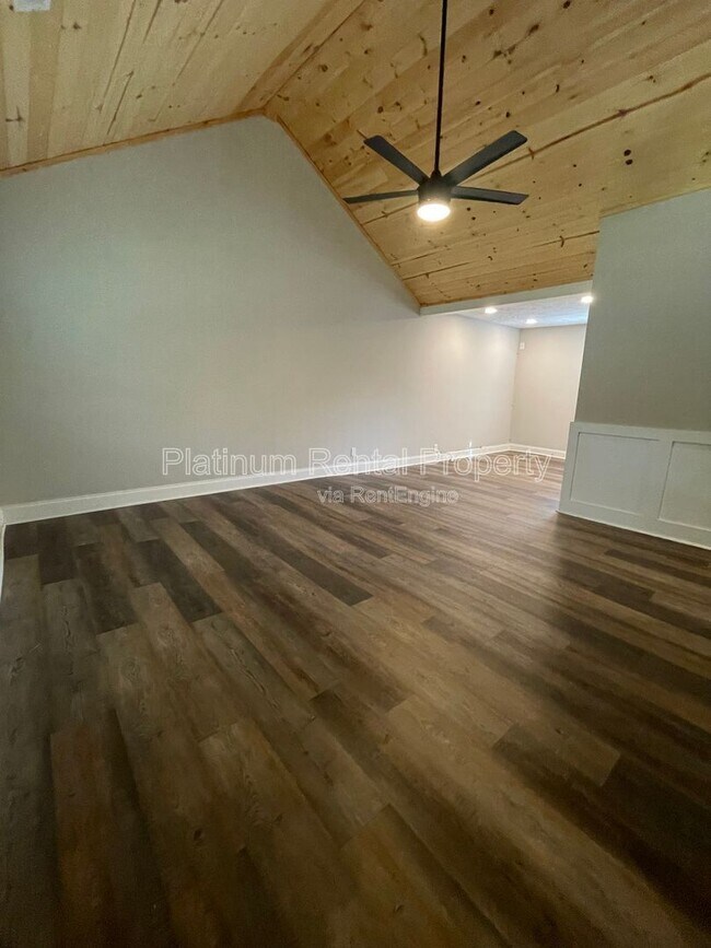 Building Photo - 189 W Jefferson St