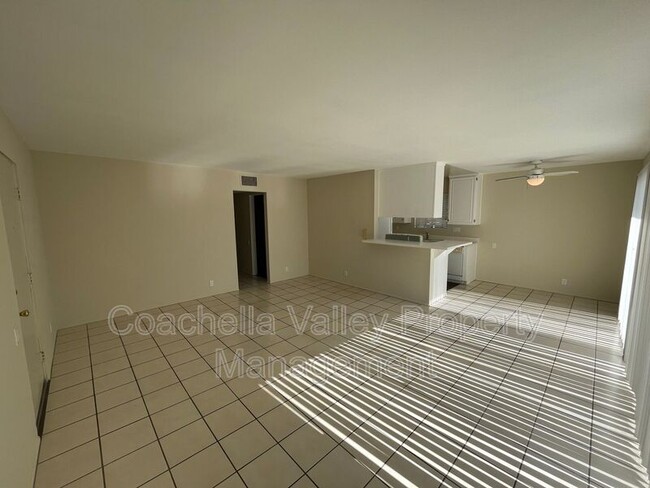 Building Photo - 550 El Cielo Rd