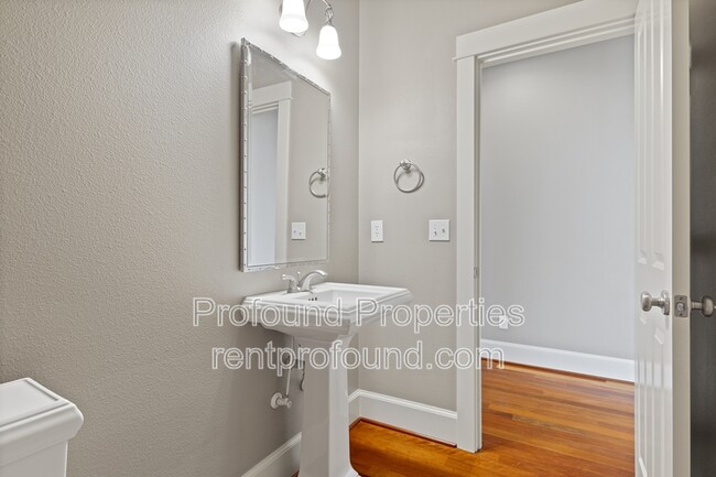 Building Photo - 11317 NW Odeon Ln