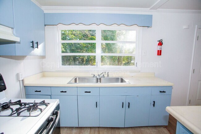 Building Photo - 3532 Morgan Dr