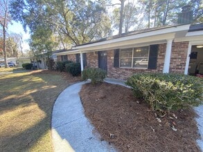 Building Photo - 23 Port Royal Dr