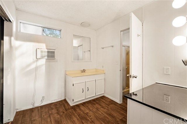 Building Photo - 44568 Oak Glen Rd