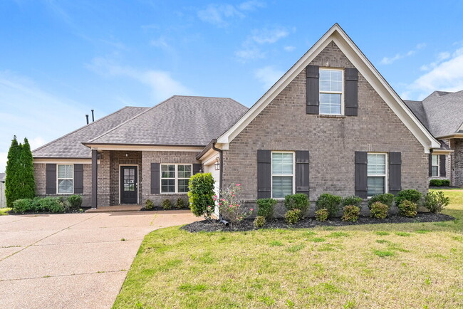 Primary Photo - 2581 Woodcutter Dr