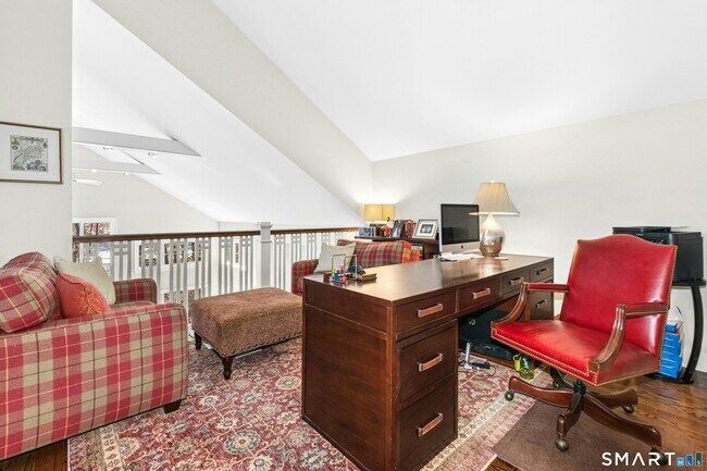 Building Photo - 9 Dancing Bear Rd