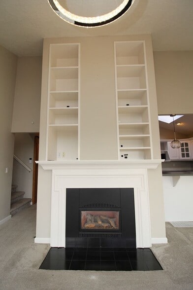 Building Photo - 11731 SW 41st Ave