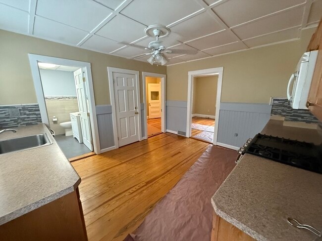 Building Photo - 31 Forest 31 FRST