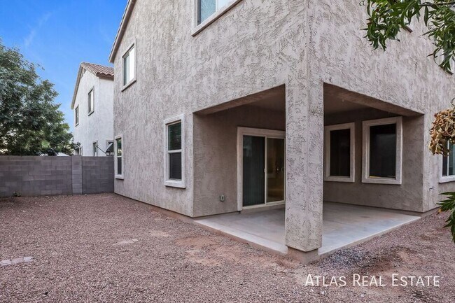Building Photo - 1229 E Taylor Trail