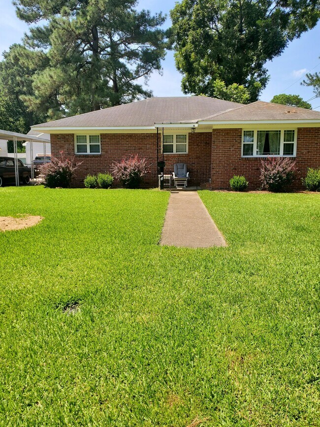 34 Greenbrier Rd 34 Greenbrier Rd Portsmouth VA 23707 Apartment Finder