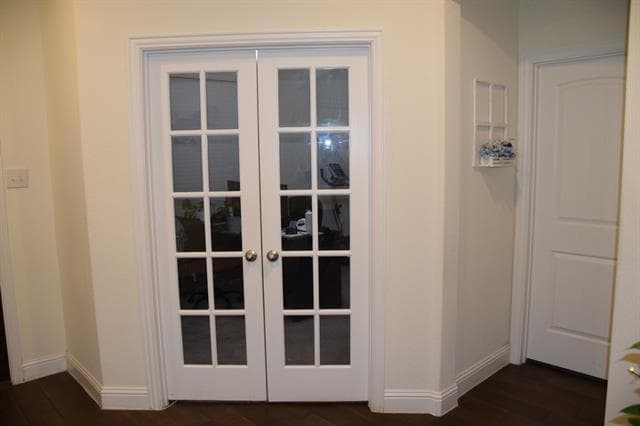 Building Photo - 414 Parkford Dr