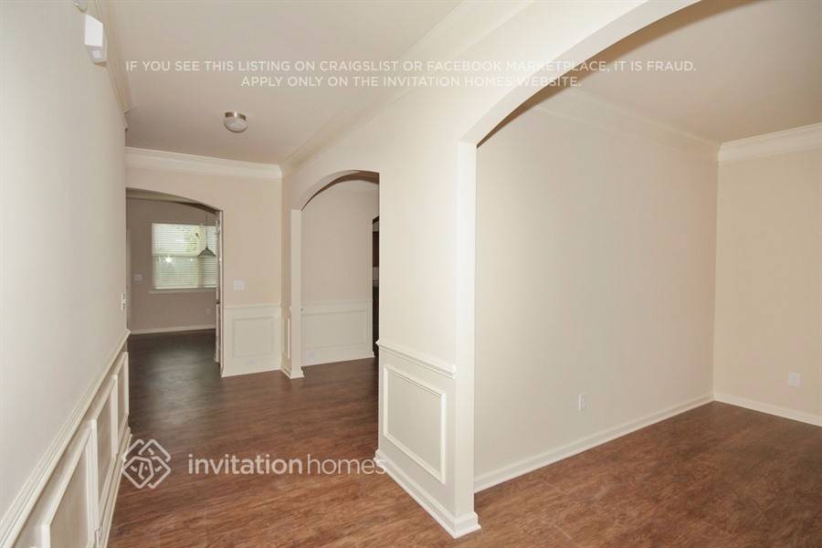 Building Photo - 3600 Brookhollow Dr