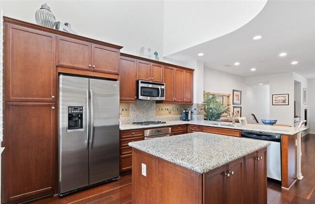 Building Photo - 71 Brownstone Way