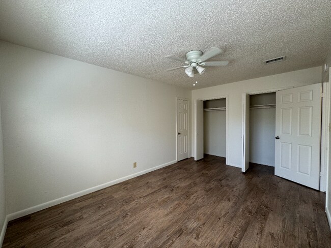 Building Photo - 311 Flournoy Dr