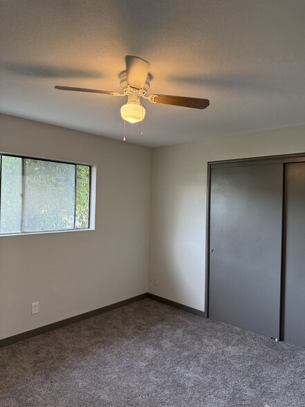 2nd Bedroom and full size closet - 1907 W Whitendale Ave