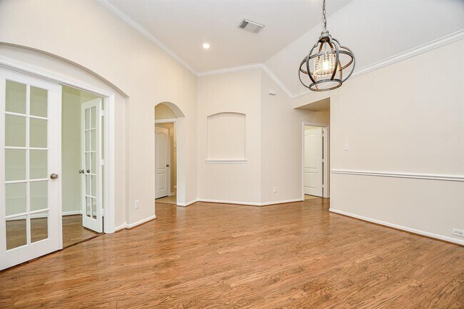 Building Photo - 3306 Silverbrook Ln