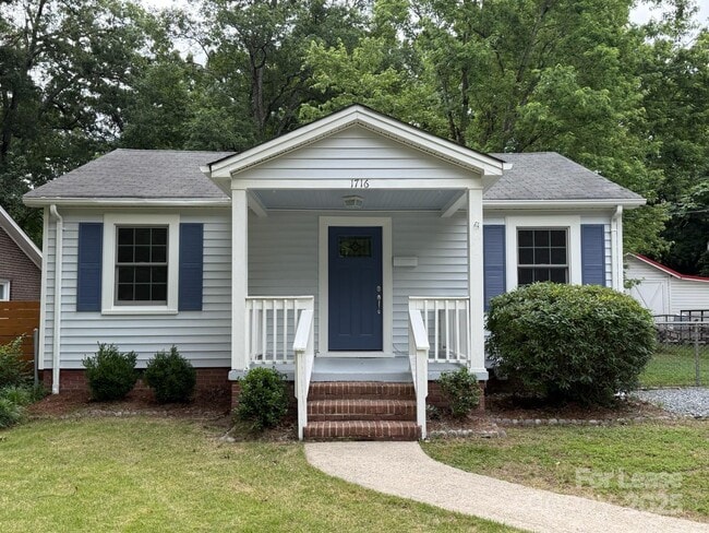 Primary Photo - 1716 Dallas Ave