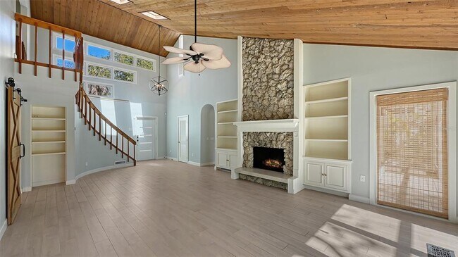 Building Photo - 5310 Hidden Harbor Rd