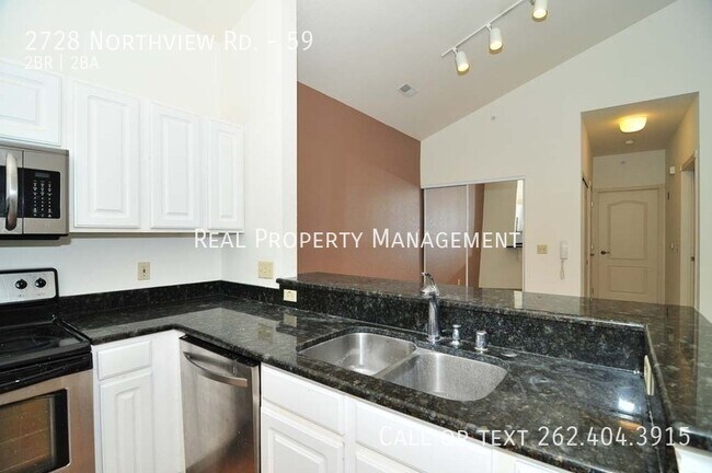 Building Photo - 2728 Northview Rd