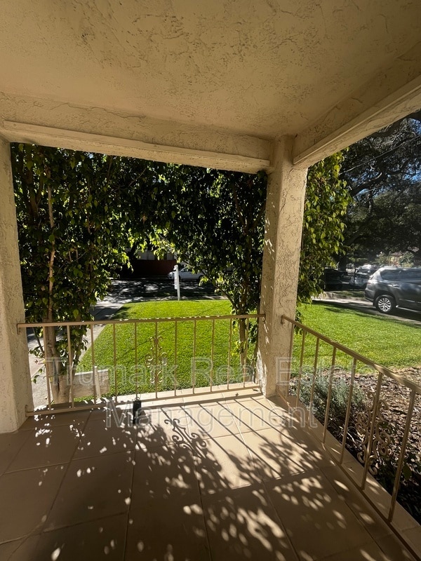 Building Photo - 1349 Elizabeth St