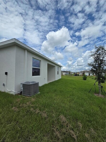 Building Photo - 1767 Foreman Rd