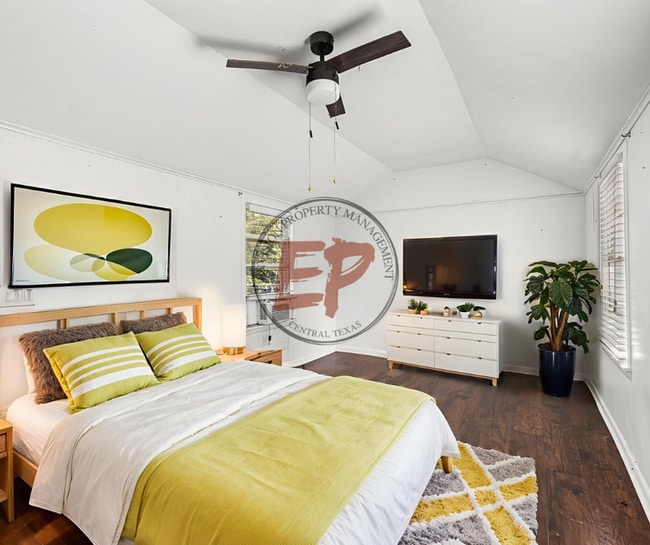 Building Photo - 618 Adams Ave