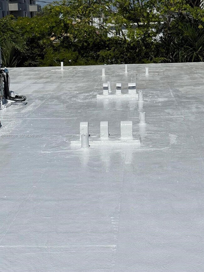 Building Photo - 7025 Rue Granville