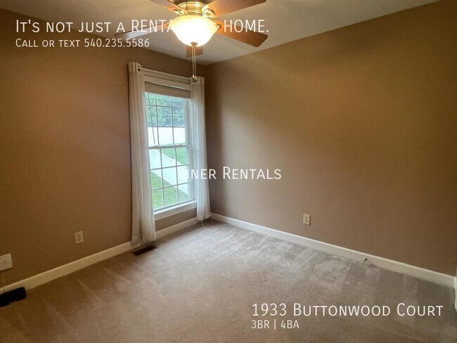 Building Photo - 1933 Buttonwood Ct
