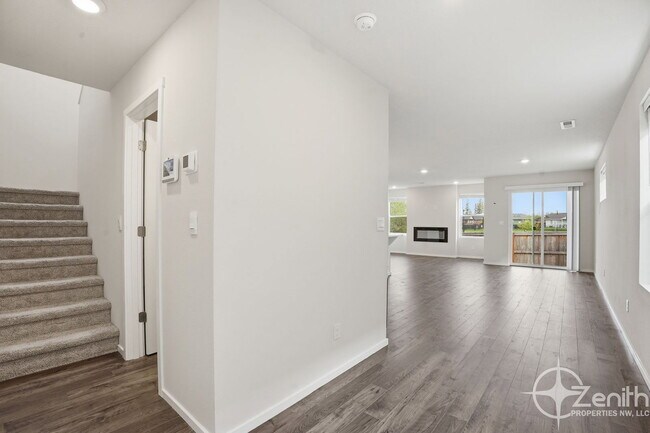 Building Photo - 2030 NW 14th St