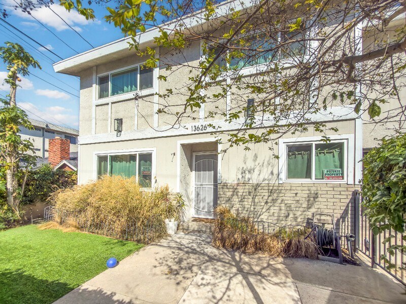 Building Photo - 13626 Cerise Ave