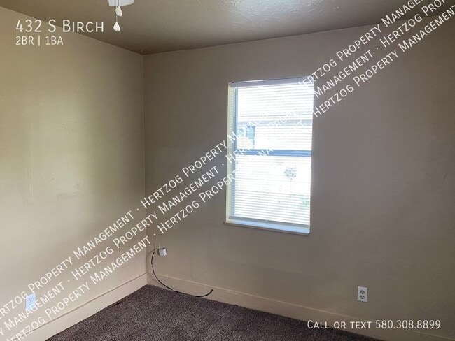 Building Photo - 432 S Birch-