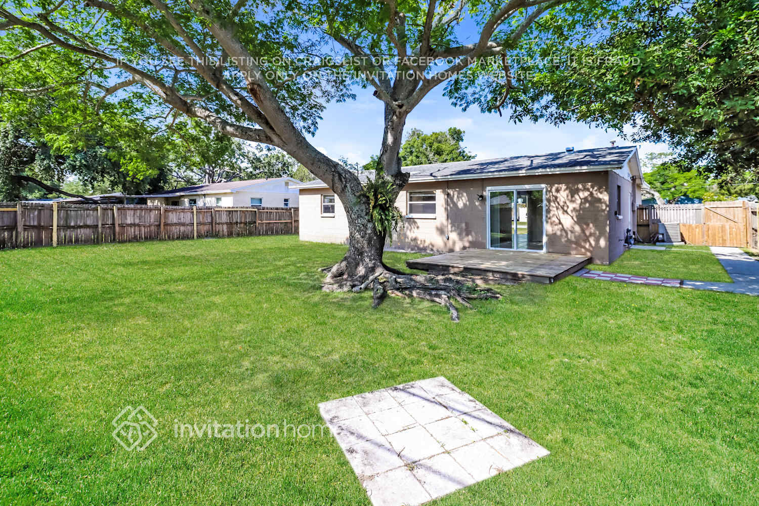 Building Photo - 14775 Mockingbird Ln E