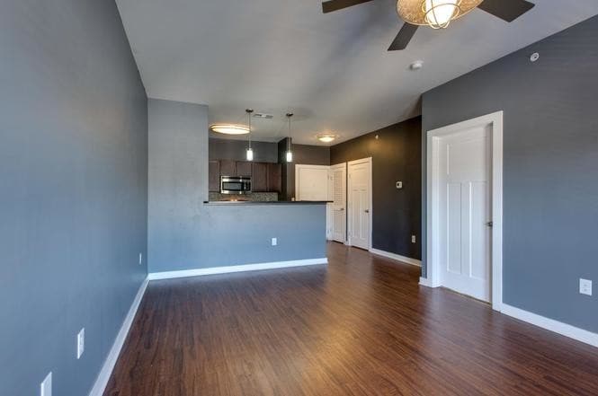 Building Photo - 2197 Nolensville Pike