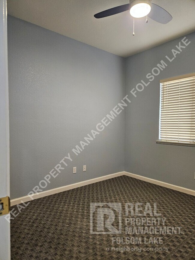 Building Photo - COMING SOON!!!  4bd 2ba home in Folsom
