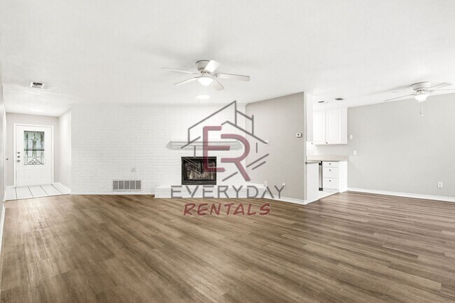 Building Photo - $500 OFF FIRST MONTHS RENT!!