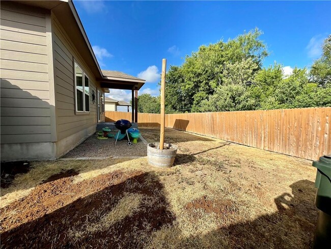 Building Photo - 412 Westminster Dr