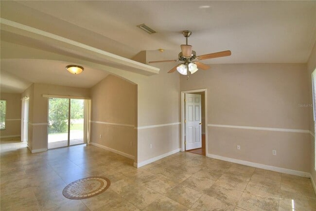 Building Photo - 223 Grouper Ct