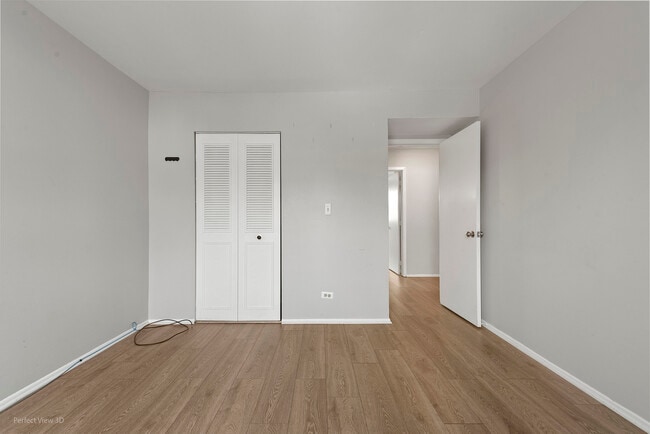 Building Photo - 1750 Henley St