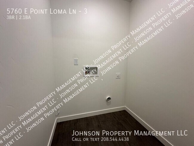 Building Photo - 5760 E Point Loma Ln