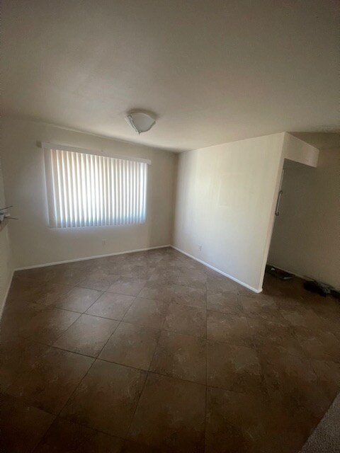 Building Photo - 5532 N La Casita Dr
