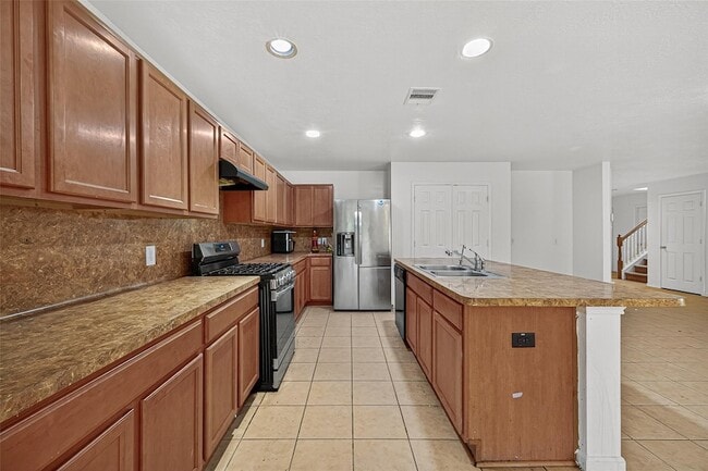 Building Photo - 16547 Lanesborough Dr
