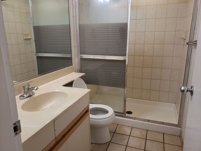 Building Photo - MAUI BANYAN - 1bd. 1bath fully furnished u...